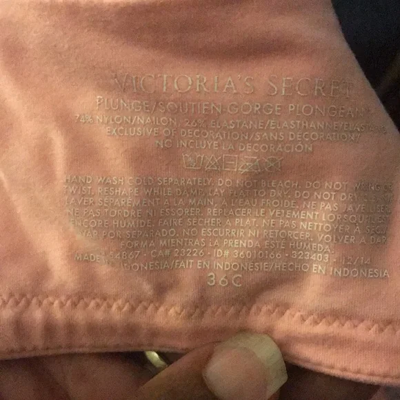 PINK Victoria's Secret Women's Bra Bundle - Picture 7 of 7